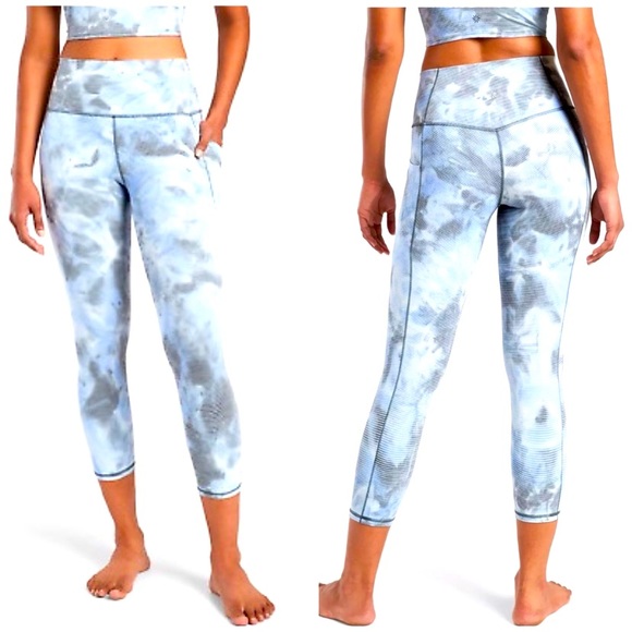 Athleta Pants - Athleta Salutation Stash Pocket Capri Sz Small